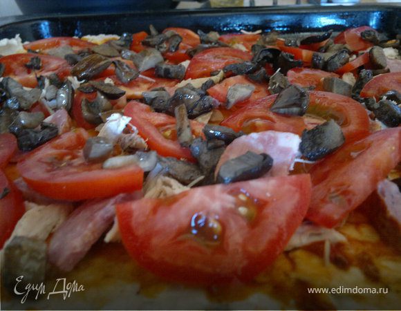 затем сверху ложим жареные грибочки(у меня подберезовики и красноголовики)