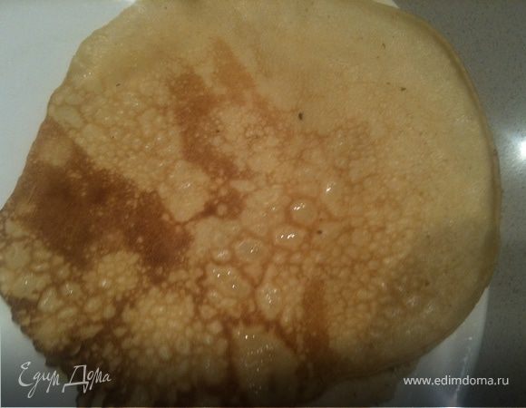 Испечь тоненькие блины.