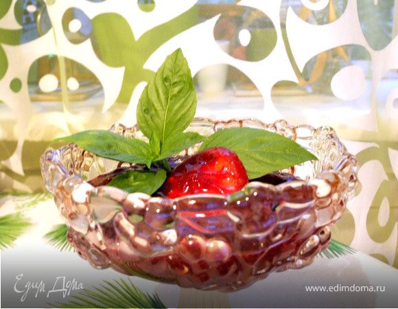 Часть джема, конечно, отправила на фотосессию. А потом благополучно использовала по назначению.  