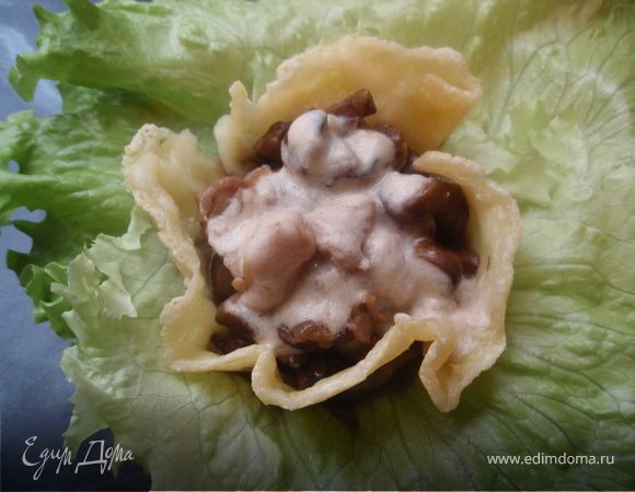 Сегодня эту закуску пробовал мой муж, ему очень понравилось. Завтра буду угощать гостей и главное бабушку. Надеюсь она оценит. А вам приятного аппетита!