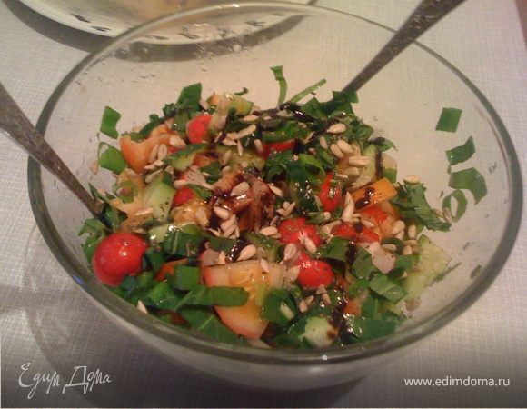 Салатик! смотрим ссылку http://www.edimdoma.ru/recipes/24010  