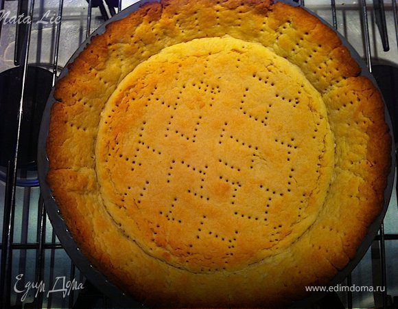 Выпекать корж 20 минут (+-) до золотистого цвета. Охладить.