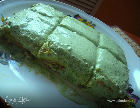 Поливаем соусом(если детям,лучше без), режем.... и скорее едим!!!Приятного!!!