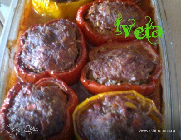 Форму ставим в разогретую духовку,180*С и запекаем до готовности.