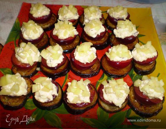 ... и посыпаем кубиками перца. Все, приятного аппетита!!!