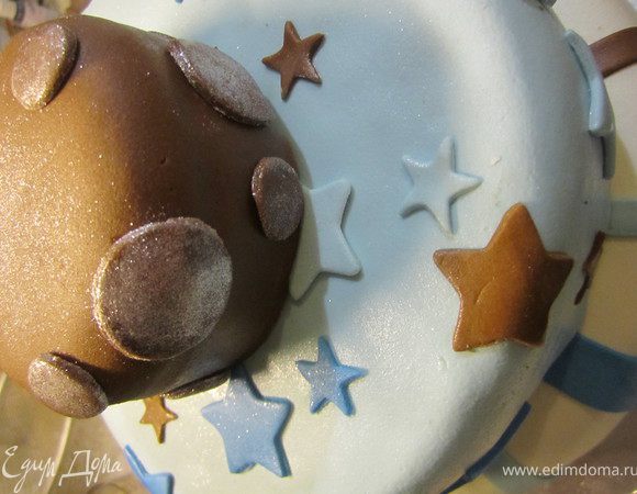 На верхний ярус можно добавить кружочки.