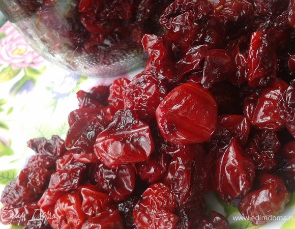 Ее нужно плотно сложить в баночку и отправить в холодильник до востребования :-)или даже заморозить, так дольше можно хранить (вечно :-)))