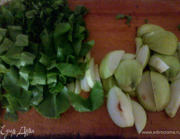 Добавляем по желанию яблоко зел, кефир, розсол, сметана, зелень