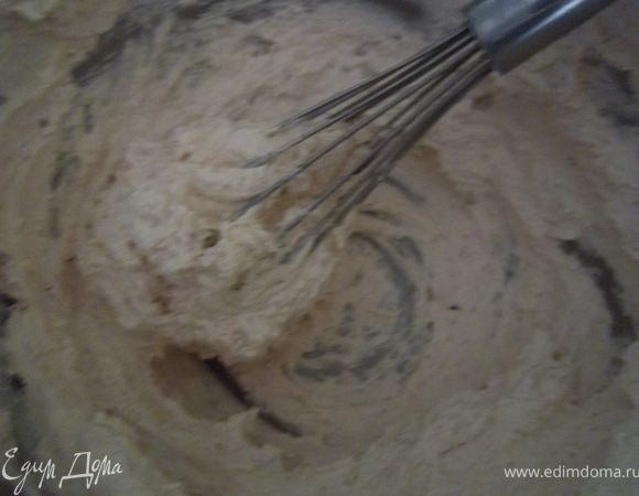 Соедини распущенный желатин с рыбной пастой