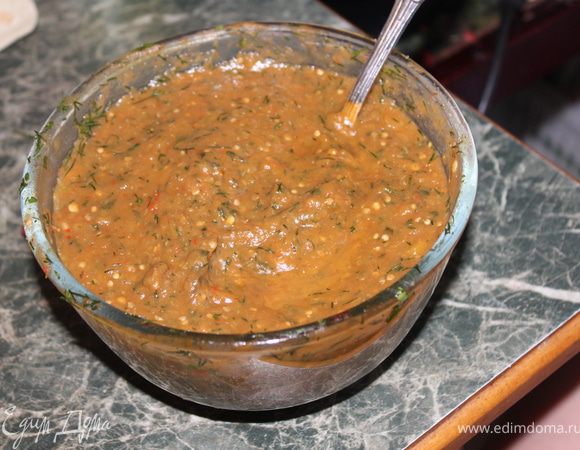 берем лаваш икру и наслаждаемся