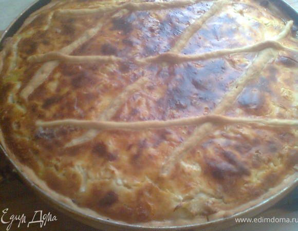 отправляем в печку и готовим  40 минут( опять же,зависит от печки)
и вот!!! получается такая красота и вкуснятина,,съели на ходу,да ещё со сметанкой!!!!! Приятного всем апетита!!!!
Галиюш, какая из меня ученица? оцени сама))))))