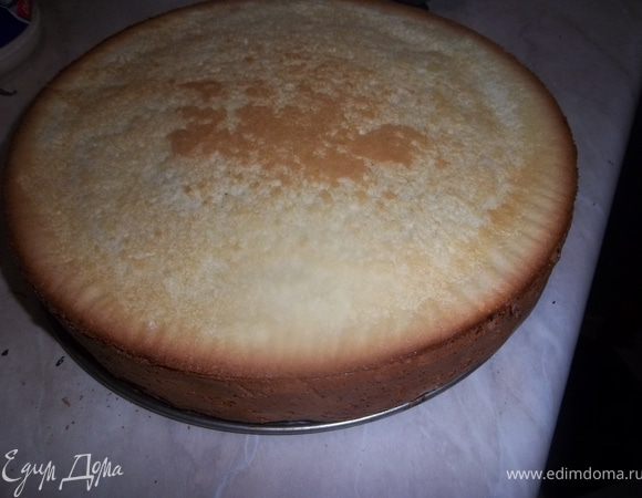 Готовый бисквит должен остыть