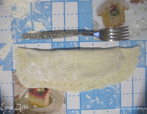 Жарим в сковородке на растительном масле или в фритюре.