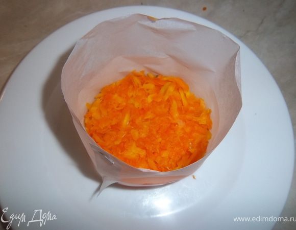 Первый слой-натертая морковь