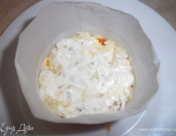 Промазываем соусом