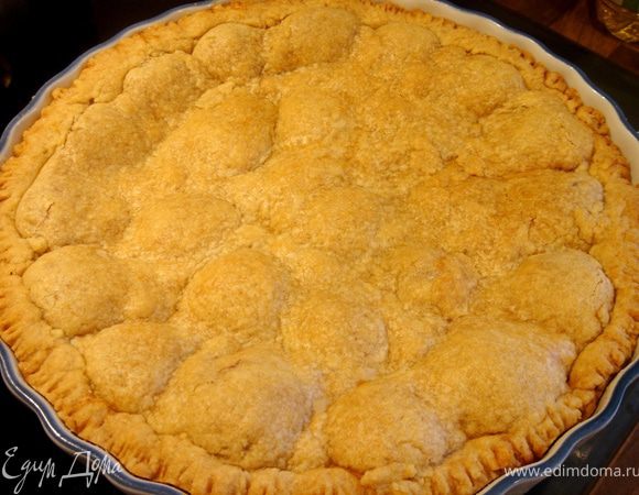 Выпекать пирог при t200*С до готовности(ок.30 мин.).Перед подачей присыпать пирог сахарной пудрой.Приятного аппетита!