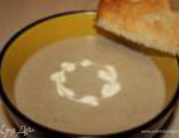 Бульон слить, вынуть петрушку, грибы. Грибы пропустить через мясорубку. Смешать с бульоном. Добавить сливки, соль, перец.
Приятного аппетита!!!