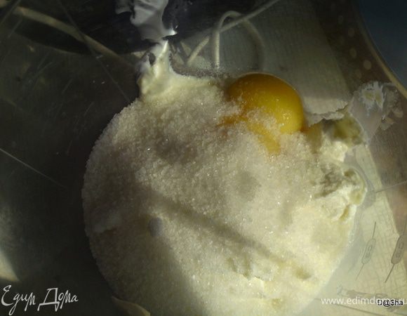 Всыпаем сахар