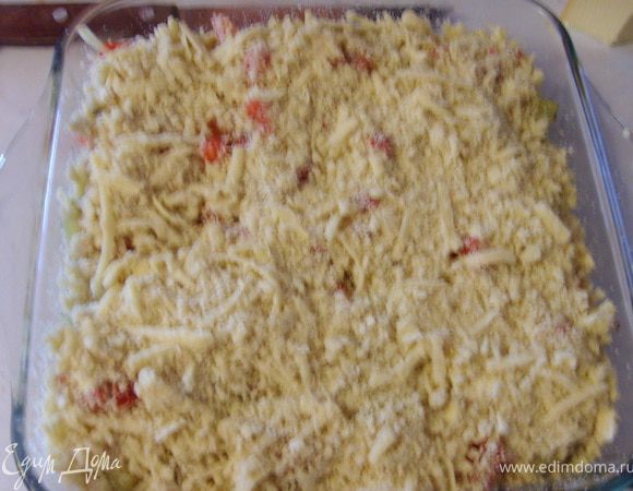 и посыпать нашим крамблом) Выпекать в разогретой до 180 С, 25 минут.