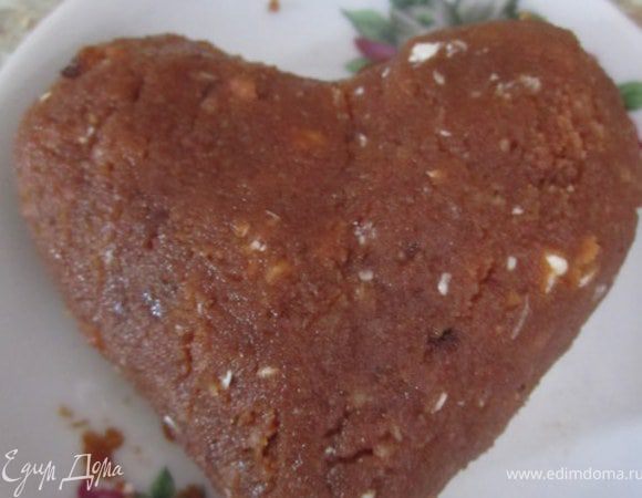 Сформировать сердце.
Поставить в холодильник на 30 минут.