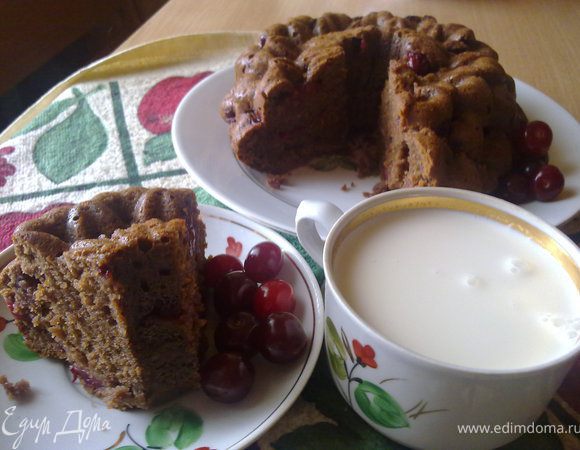 Вуаля - кекс готов))) больше всего мне нравится такой кекс с холодным домашним молоком! Приятного аппетита)))