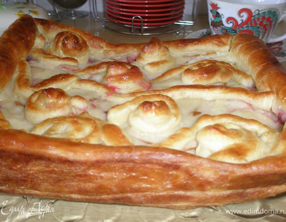 Ставим в нагретую духовку, минут через 20 - готово! Еще немножко маслицем можно пройтись по тесту.  Аромааат :))) Мммм...

