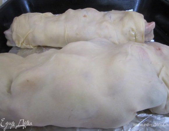 Выложить на противень.