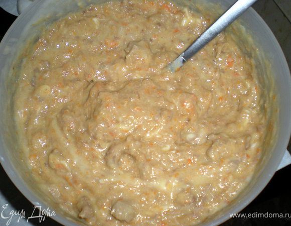 Взбитый белок добавить к брокколи и к картошке.Так же поступить с тертым сыром.Немного картофельного пюре добавить к мясу.