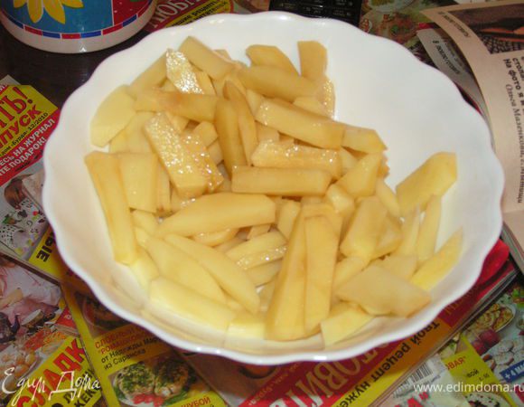 Картофель нарезать также