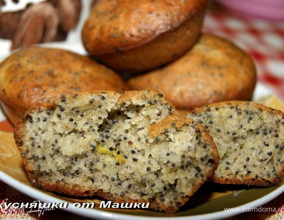 Данной пропорции хватило на 36 маленьких кексов. Приятного аппетита :))