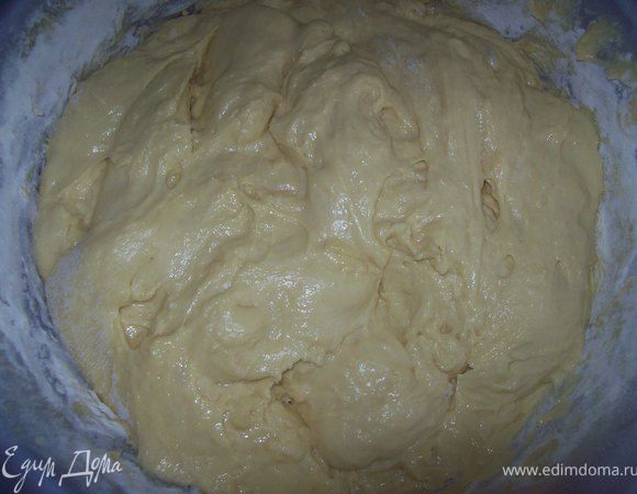 получившееся тесто накрыть полотенцем и оставить на 30 минут