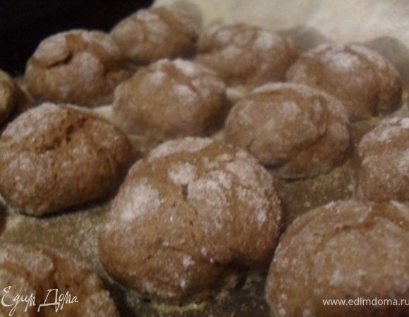 Готовые печенья охладить и подать.