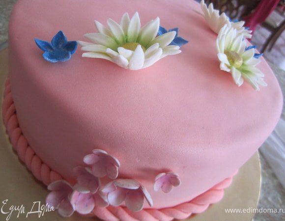 А дальше все как вам хочется, цветы, бусинки и бабочки.