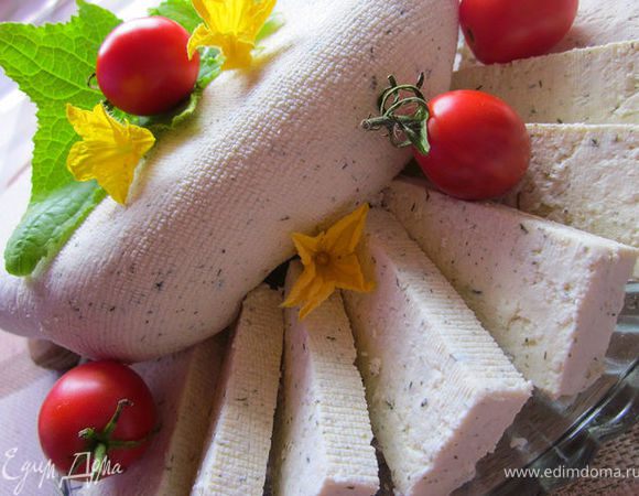 У меня получилось 1 кг. 150 гр. сыра.