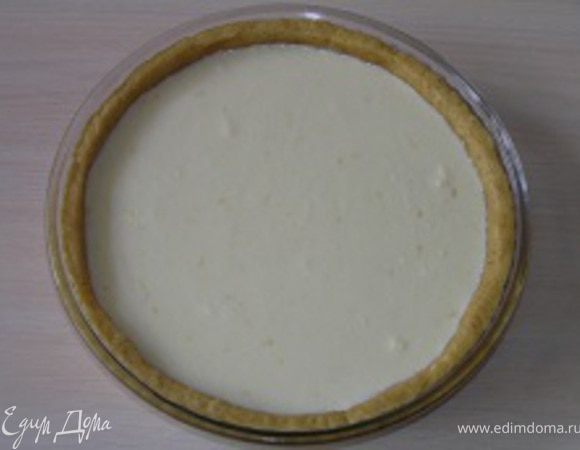 Начинку выложить в форму с тестом. Выпекать при 180*С 10 минут.