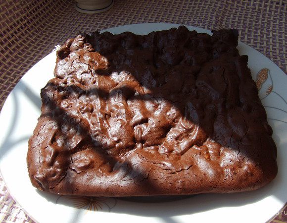 И выпекать в предварительно нагретой до 180 С духовке, 20 минут. Нарезать на кубики.