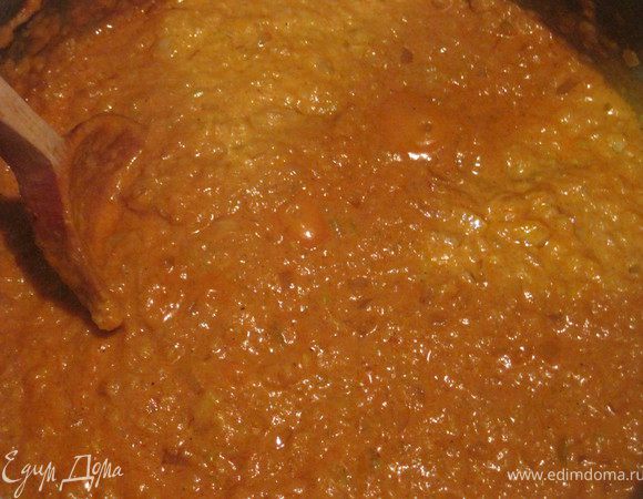 Все ингридиенты добавляем к кабачкам и тушим еще 30 мин.