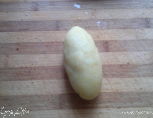 формируем из картошки,котлетку