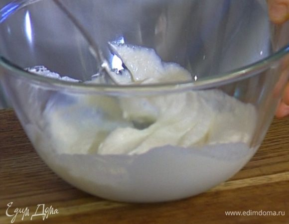 Хрен смешать с йогуртом. 