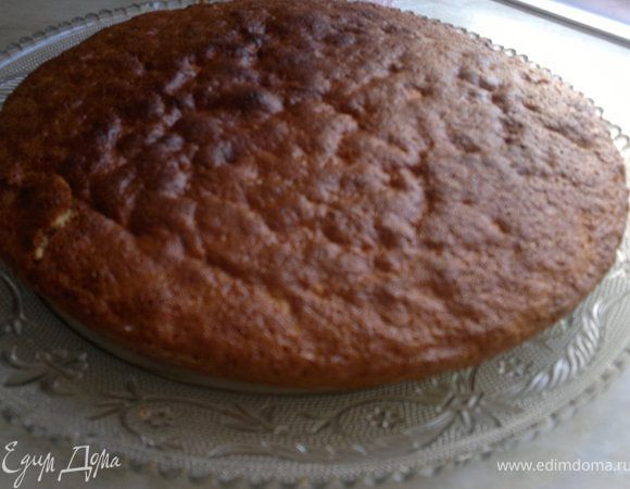 отправляем тесто в духовку,что бы он превратился в корж))) готовим при 180%,проверяем палочкой,выручалочкой)))))Готово! пусть остывает)