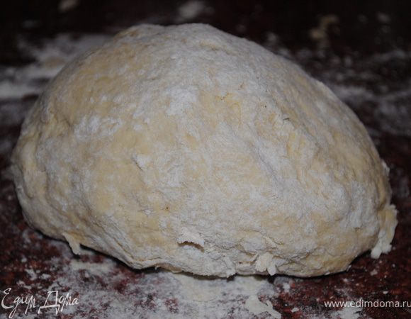 Замесить тесто.