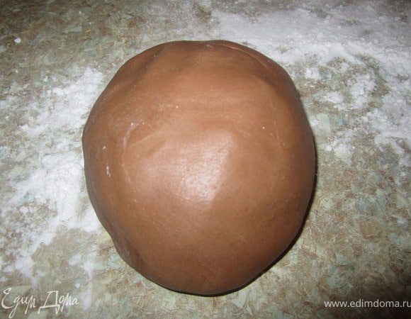 Шокомастику смешать с желатиновой мастикой 1:1.