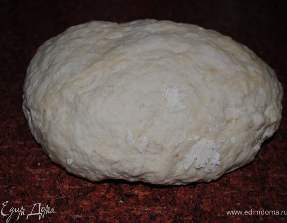 замесить тесто и оставить на 30 минут в покое.
