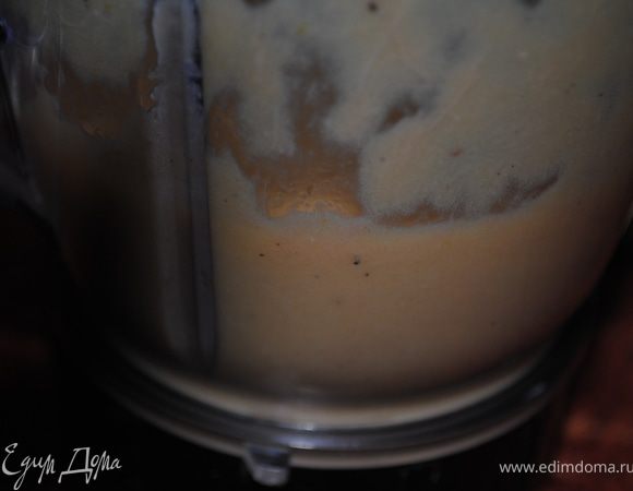 Когда свариться, взбить в блендере, добавить сливки.
