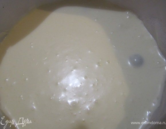 Залить суфле в форму, поставить в холодильник на ночь.