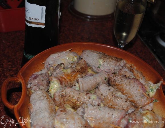 налить вина итушить 30 минут.