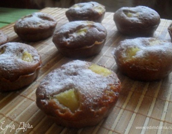 Готовые маффины остудить, посыпать сахарной пудрой и пить чай...Приятного аппетита!:)