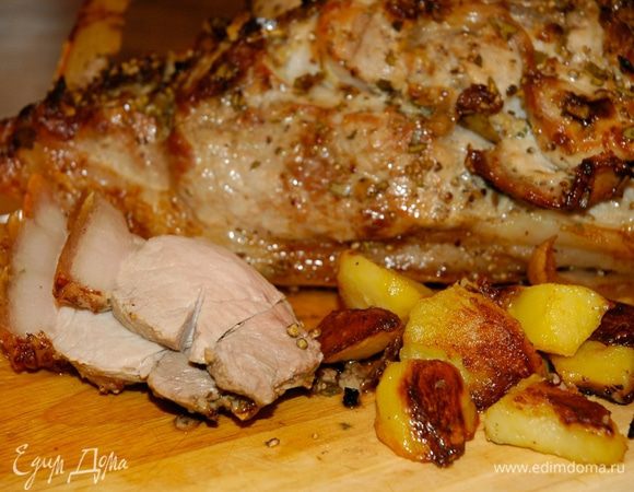 Подавать с запеченной картошкой.