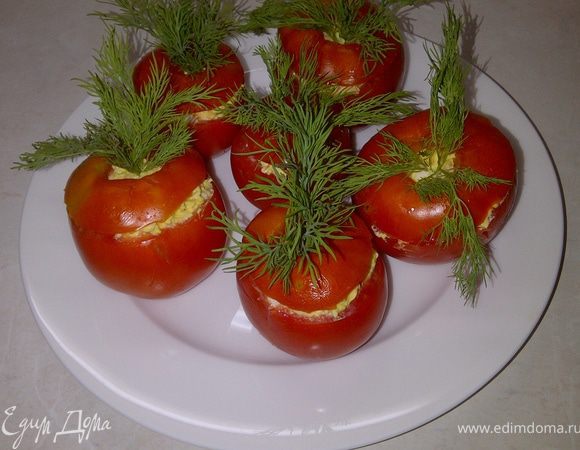 Накрыть сверху "крышечкой" и украсить по желанию.
Поставить в холодильник до охлаждения.
Приятного аппетита!