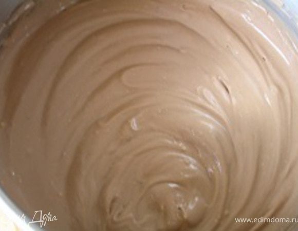 Добавить желатин, тщательно перемешать.